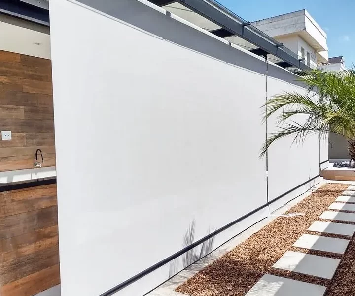 Sombra e Elegância: Por Que os Toldos Cortina São a Solução Perfeita para Seu Espaço em Praia Grande, SP